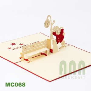 MC068 - Santa & bench