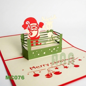 MC076 - Santa boxing